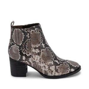 Blondo Noa Waterproof Bootie